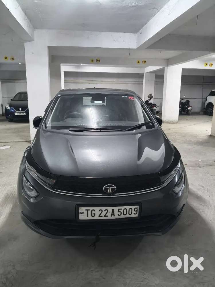 Tata Altroz 2025 Diesel Well Maintained