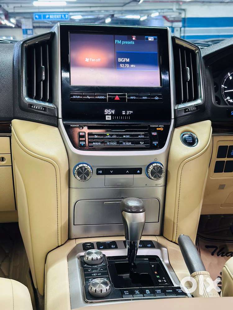Toyota Land Cruiser [ ] 4.5 Vx Lc 200, 2017, Diesel