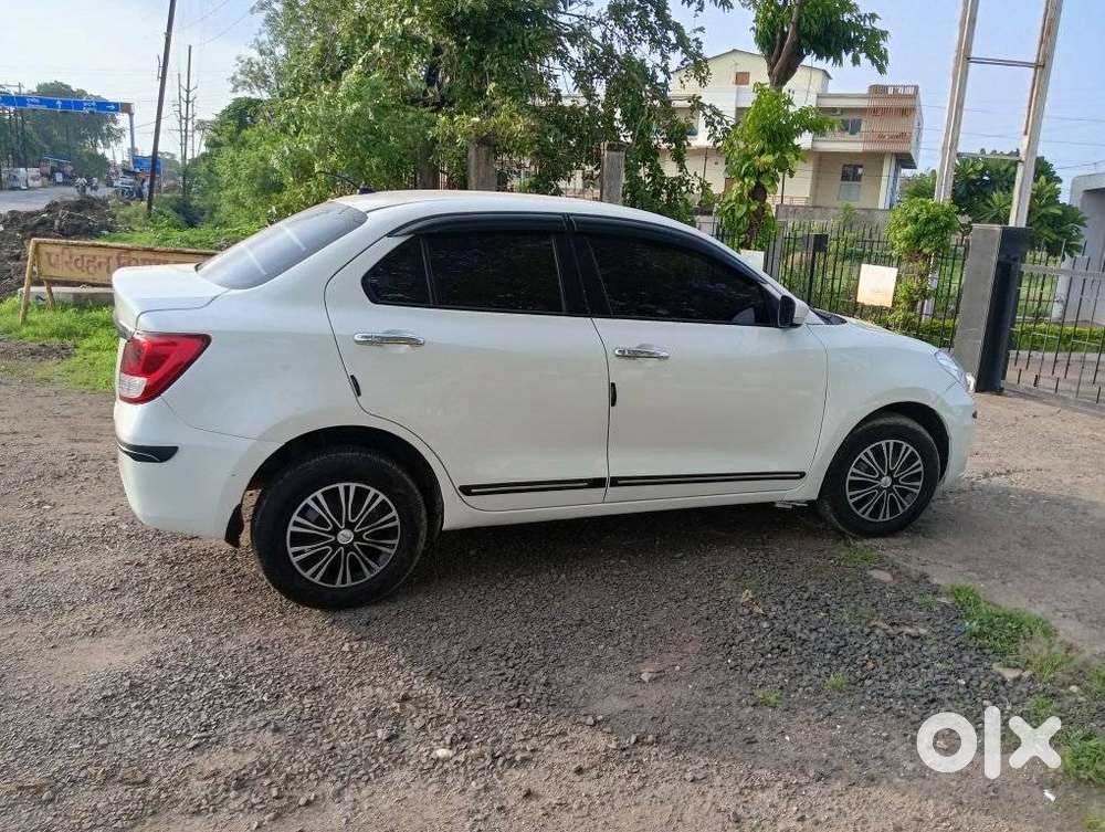 Maruti Suzuki Swift Dzire 1.3 Vxi, 2023, Petrol