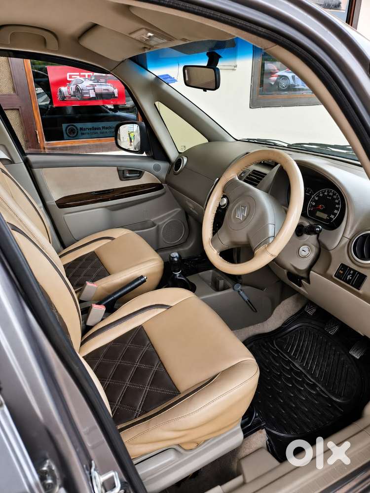 Maruti Suzuki Sx4 Vxi Bsiv, 2012, Petrol