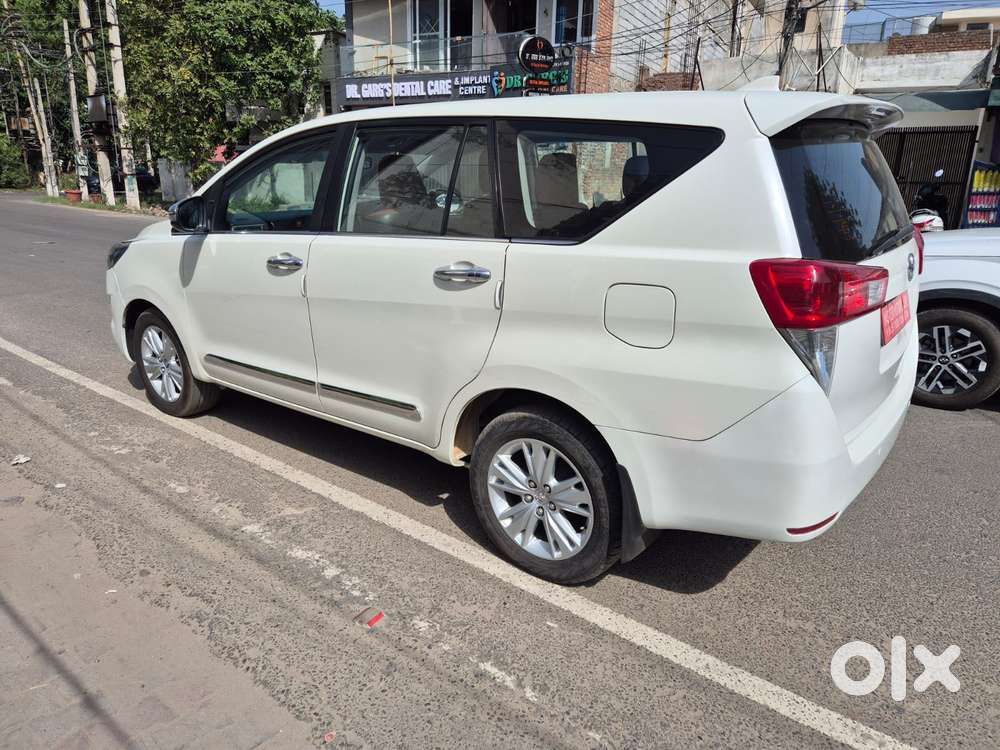 Toyota Innova Crysta 2.8 Zx At 7 Seater, 2018, Diesel