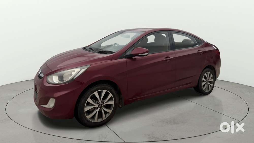 Hyundai Verna Fluidic 1.6 Vtvt Sx, 2014, Petrol