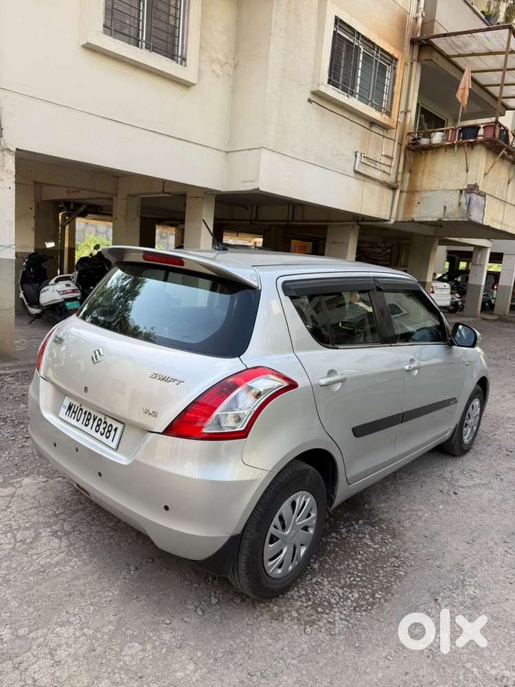 Maruti Suzuki Swift Vxi 1.2 Abs Bs-iv, 2015, Petrol