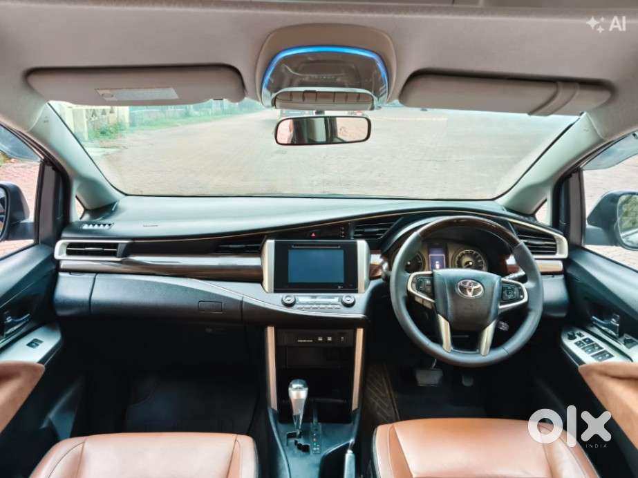 Toyota Innova Crysta 2.8z Automatic, 2016, Diesel