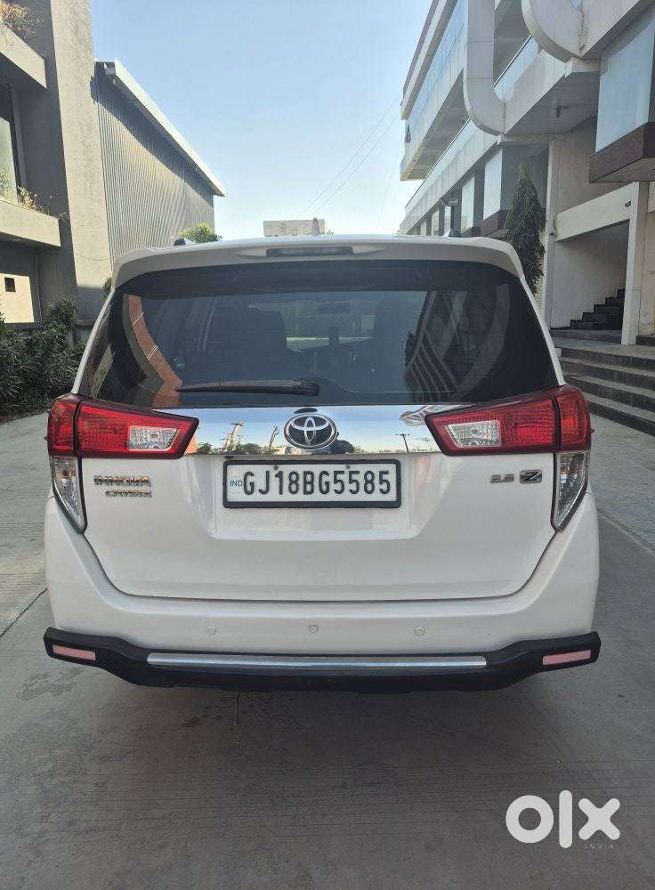 Toyota Innova Crysta 2.8z Automatic, 2017, Diesel