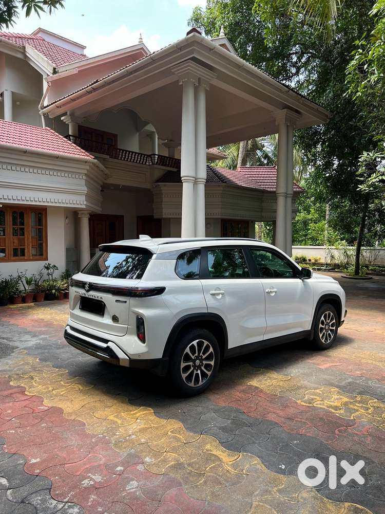 2024 Maruti Grand Vitara Petrol Manual