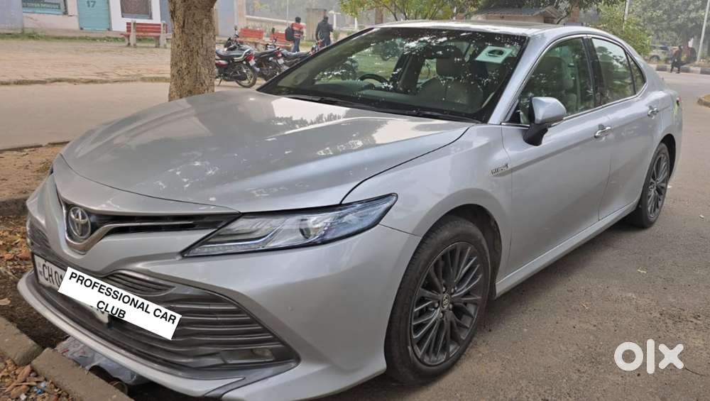 Toyota Camry Hybrid, 2019, Petrol