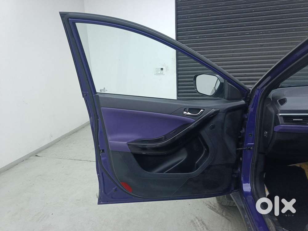 Tata Nexon Fearless Plus S Purple 1.2 Revotron Petrol 7dca Dual Tone..
