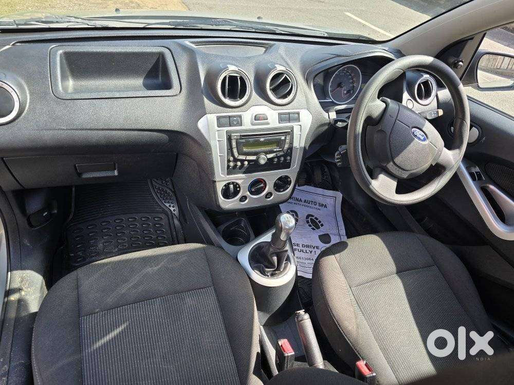 Ford Figo Petrol Zxi, 2014, Petrol