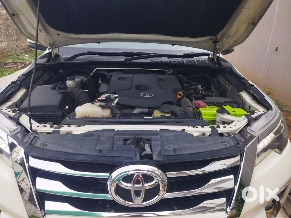 Toyota Fortuner 4x2 At 2.8 Diesel, 2019, Diesel