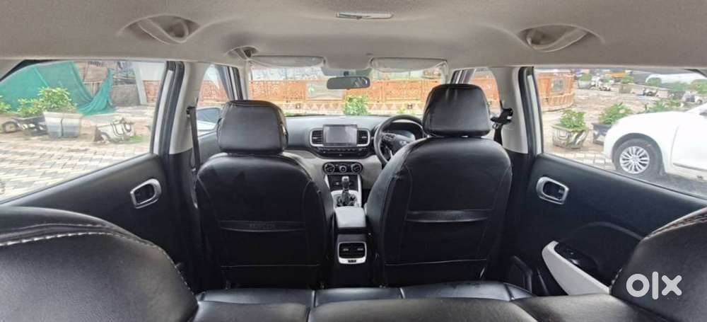 Hyundai Venue 1.2 S (o), 2023, Petrol