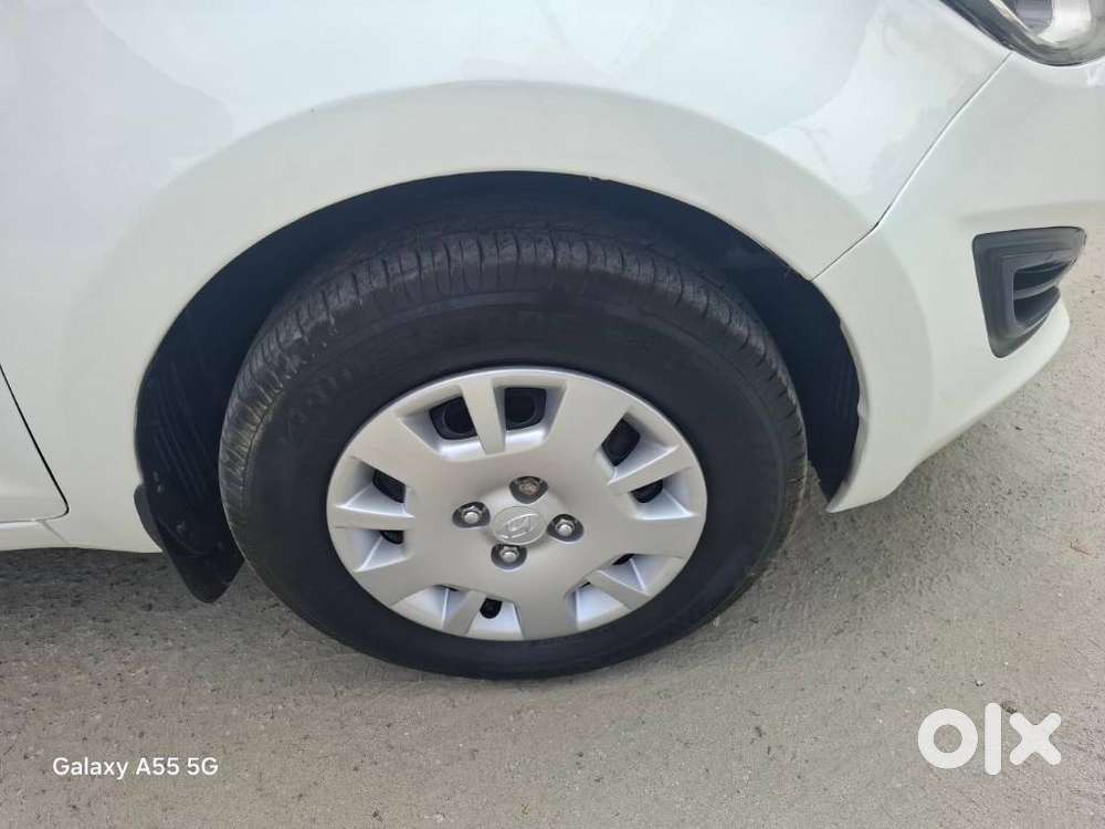 Hyundai I20 Magna 1.2 Mt, 2011, Petrol