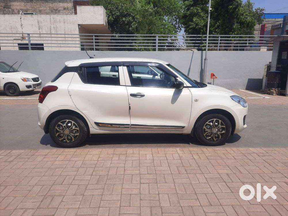 Maruti Suzuki Swift 1.2 Vxi (o), 2020, Petrol