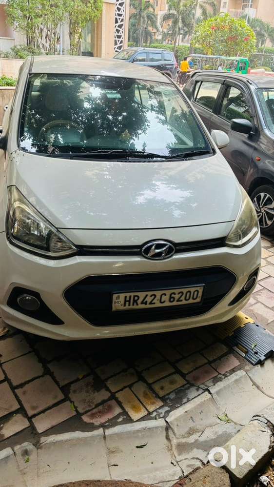 Hyundai Xcent Petrol 2015