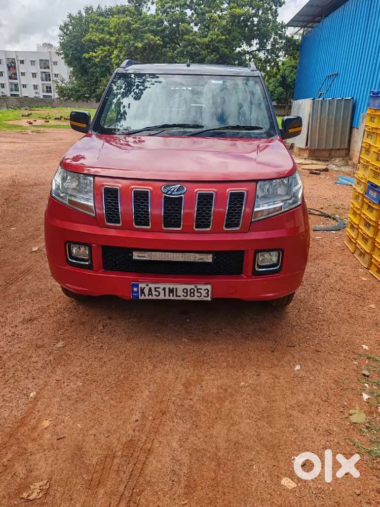 Mahindra Tuv 300 2018