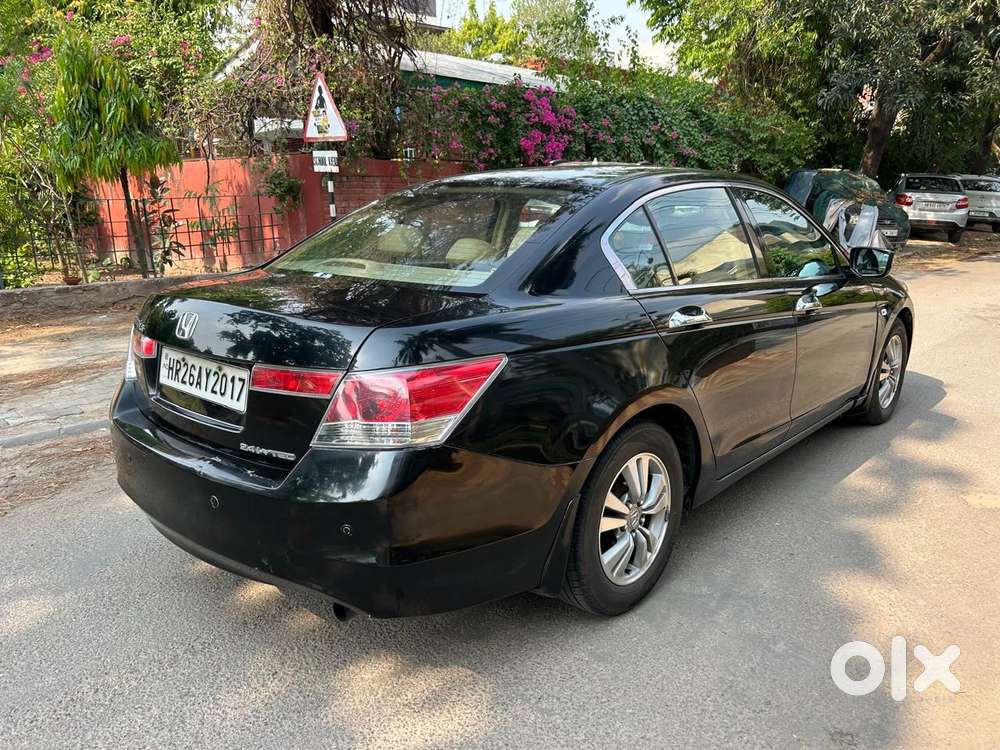Honda Accord 2.4 Elegance Manual, 2010, Petrol