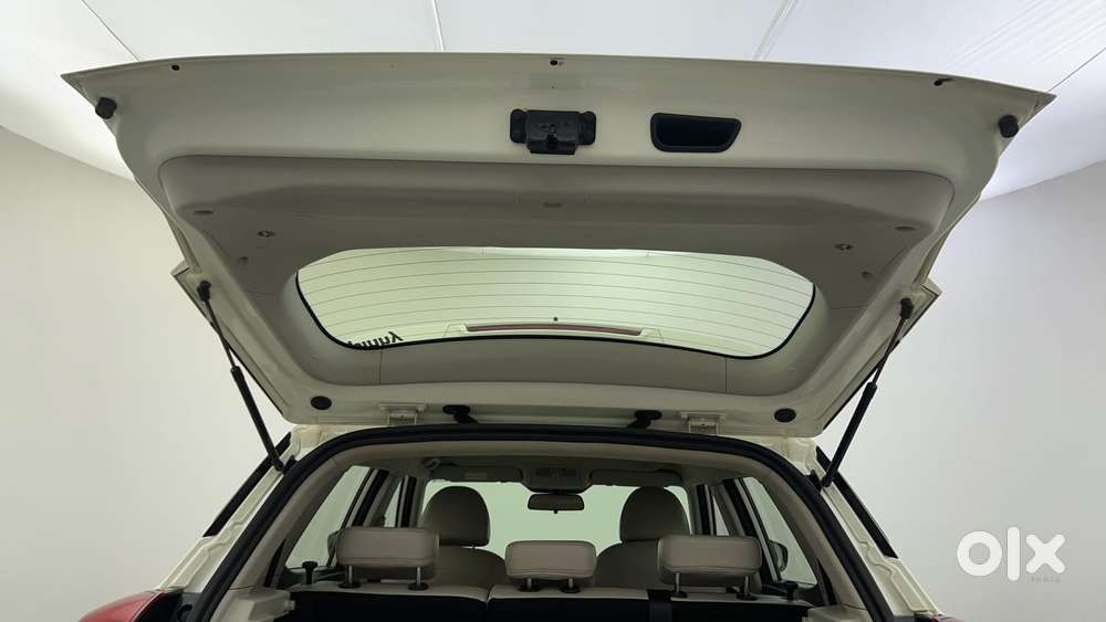 Mahindra Xuv300 W8 Diesel, 2020, Diesel