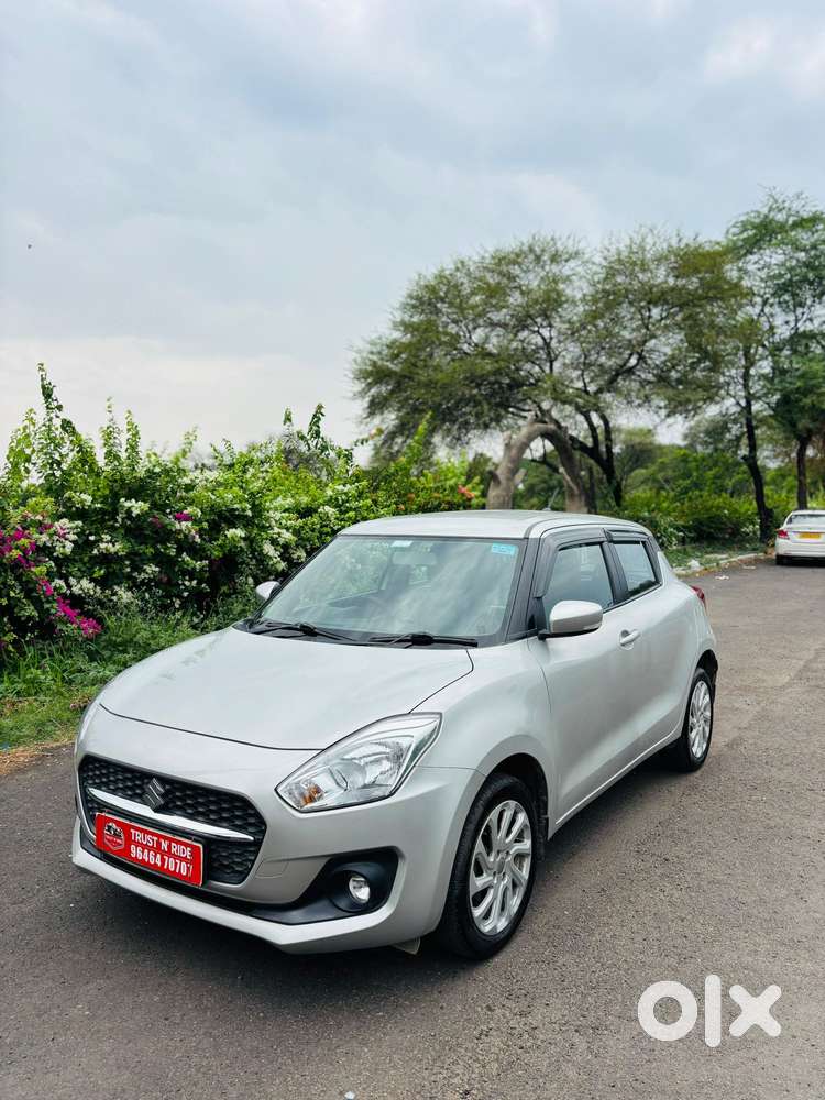 Maruti Suzuki Swift Vxi + Manual, 2022, Petrol