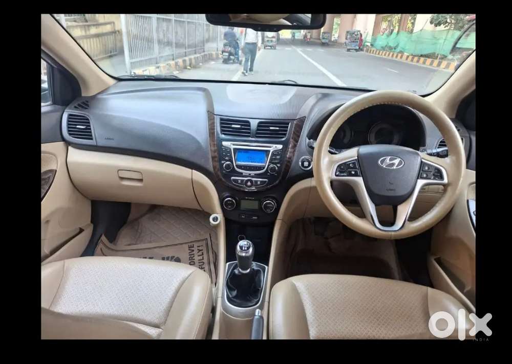 Hyundai Verna 2015