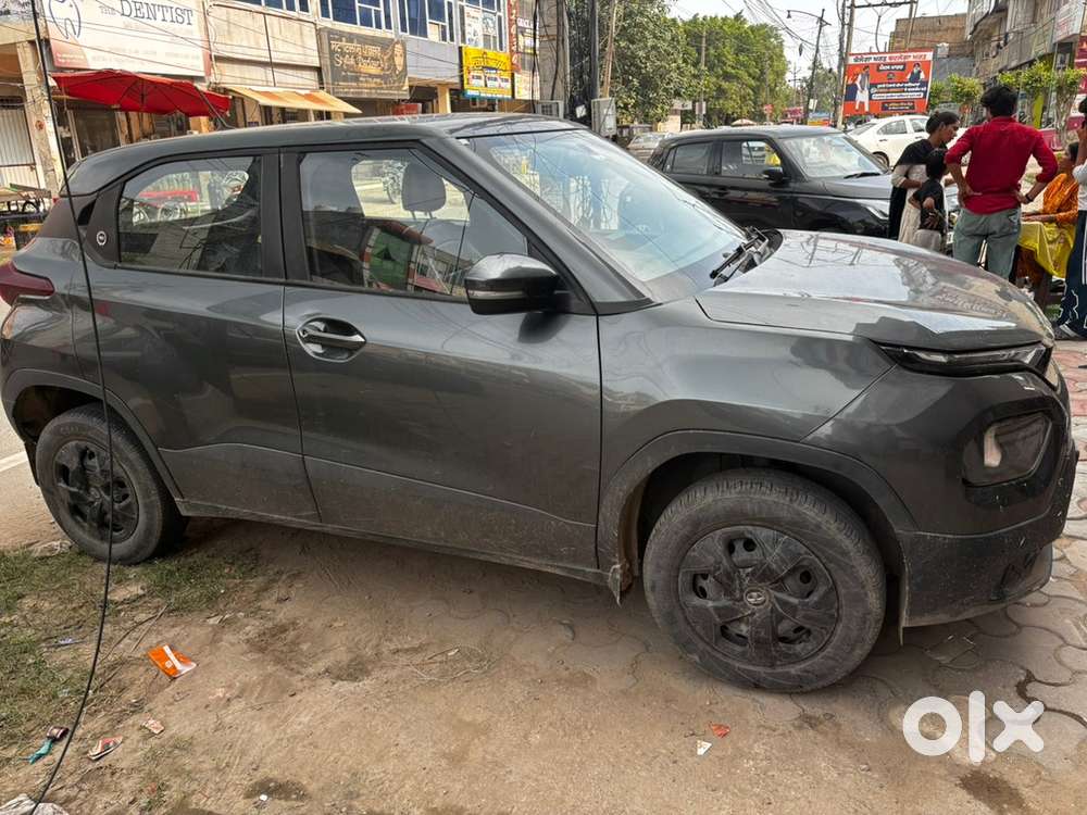 Tata Punch Petrol 2023