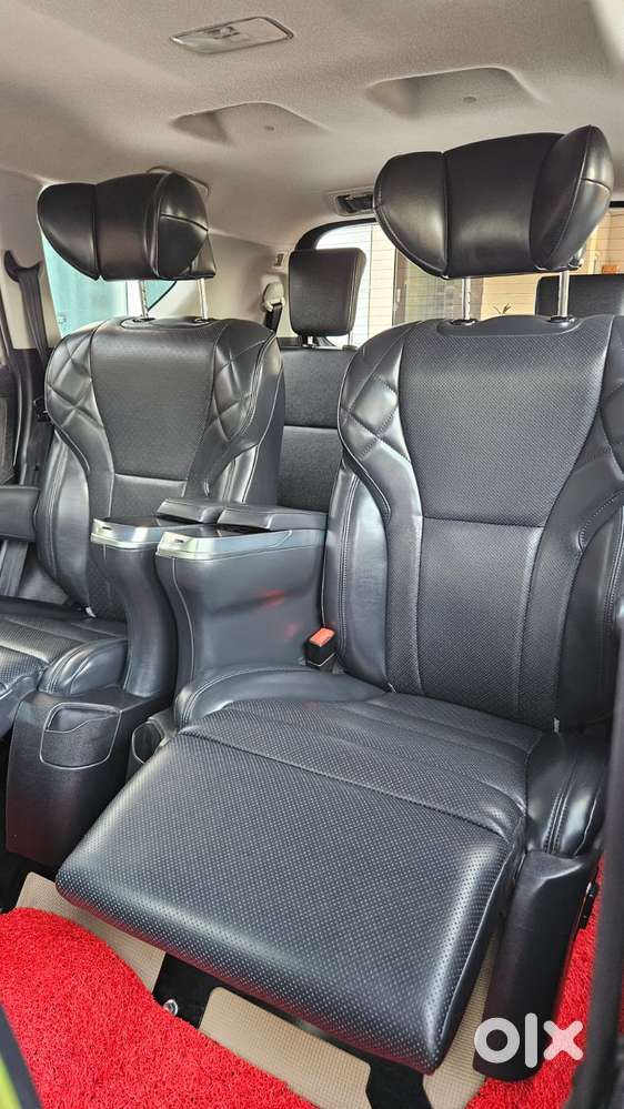 Toyota Innova Crysta Zx 2.4 Diesel 7 Seater, 2025, Diesel