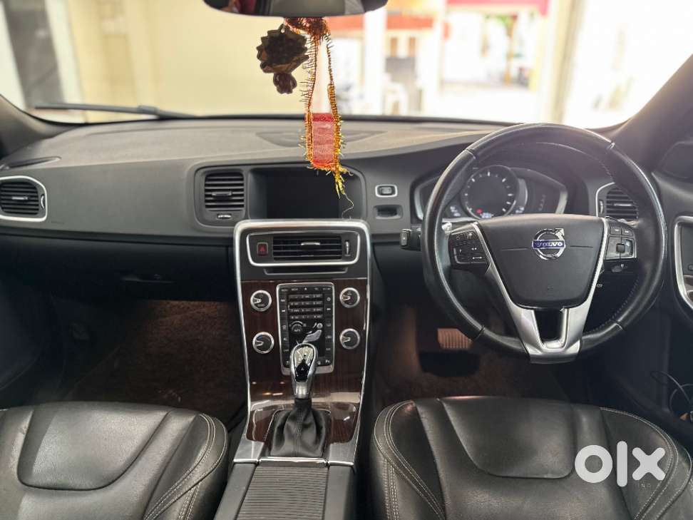 Volvo S60 D4 Momentum, 2018, Diesel