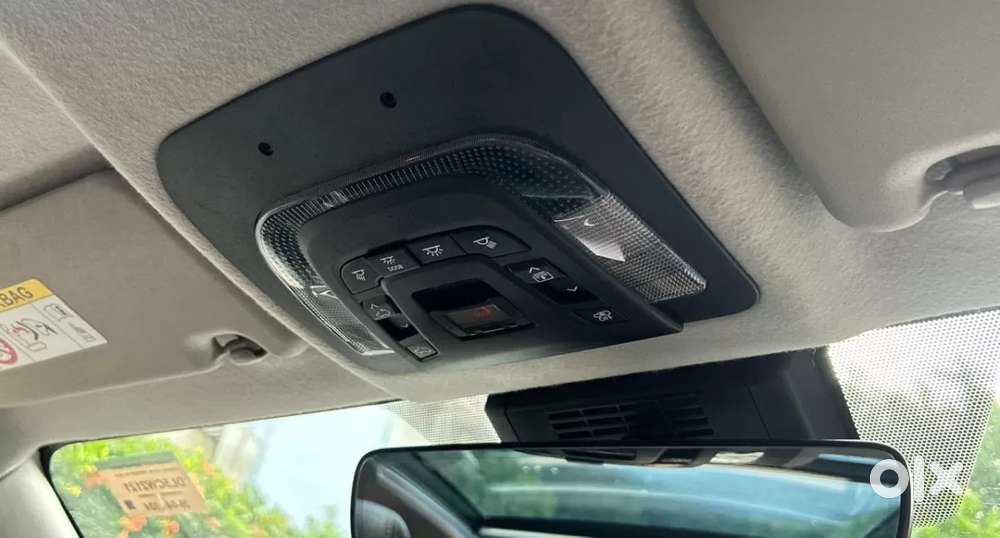 Toyota Innova Hycross 2.0 Zx Hybrid 7 Str, 2024, Petrol