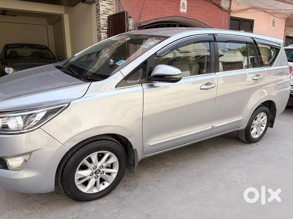 Toyota Innova Crysta 2.4 G Mt, 2020, Diesel