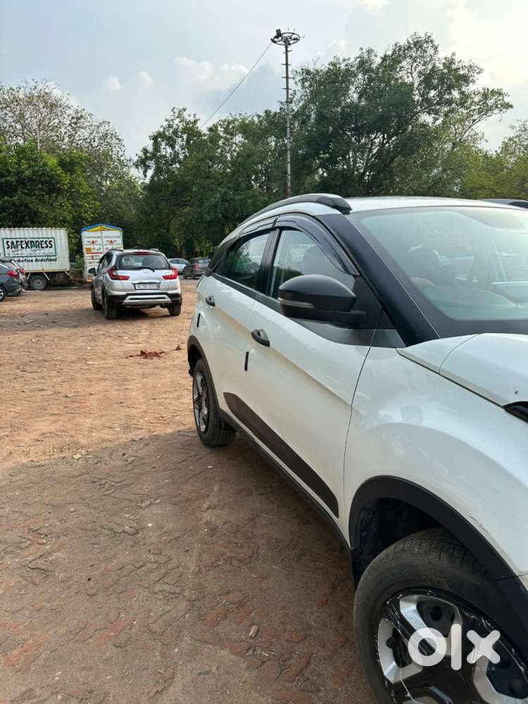 Tata Nexon 2022 Petrol