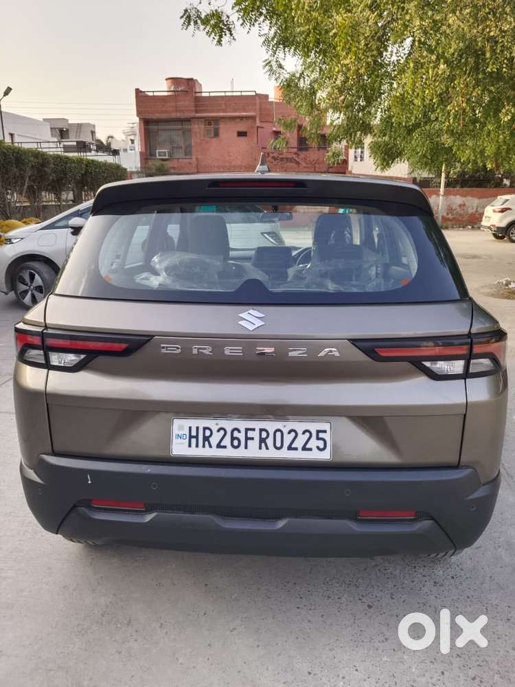Maruti Suzuki Brezza 1.5 Vxi Smart Hybrid, 2025, Petrol