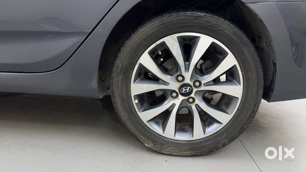 Hyundai Verna 1.6 Sx Vtvt (o) At, 2013, Petrol