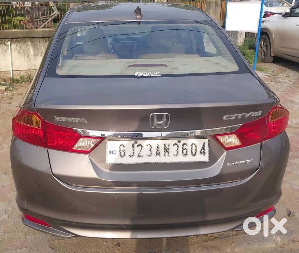 Honda City 1.5vxcvt(i Vtec)sunroof 2015