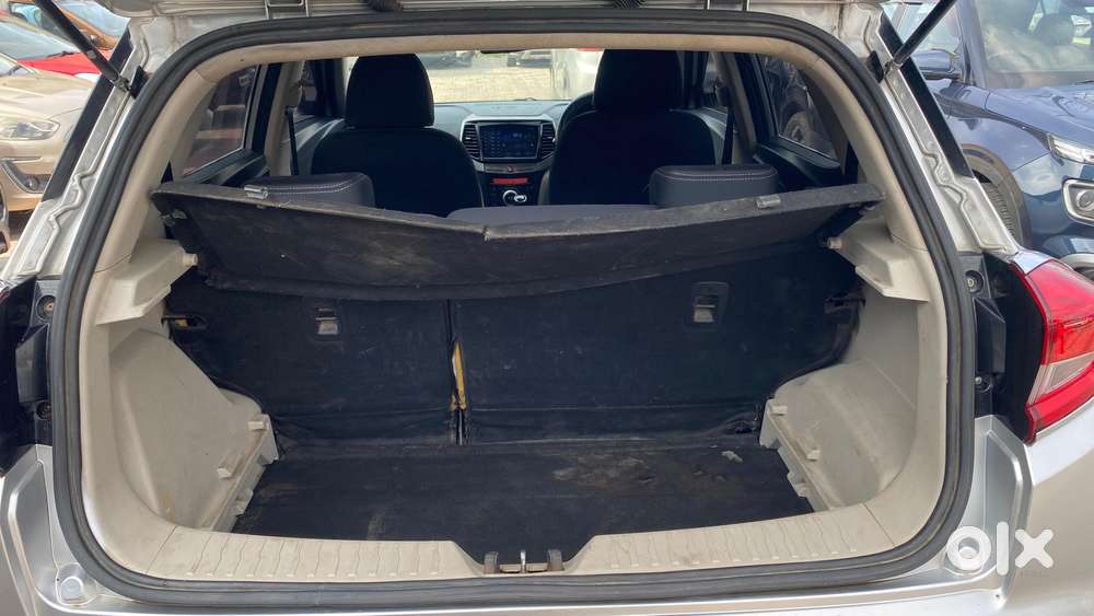 Mahindra Xuv300 W8 Option, 2019, Petrol