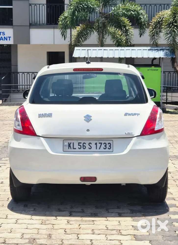 *swift Vxi O*
Single Wner 
2018 Register 
Only 89000 Km  Run
No Replac
