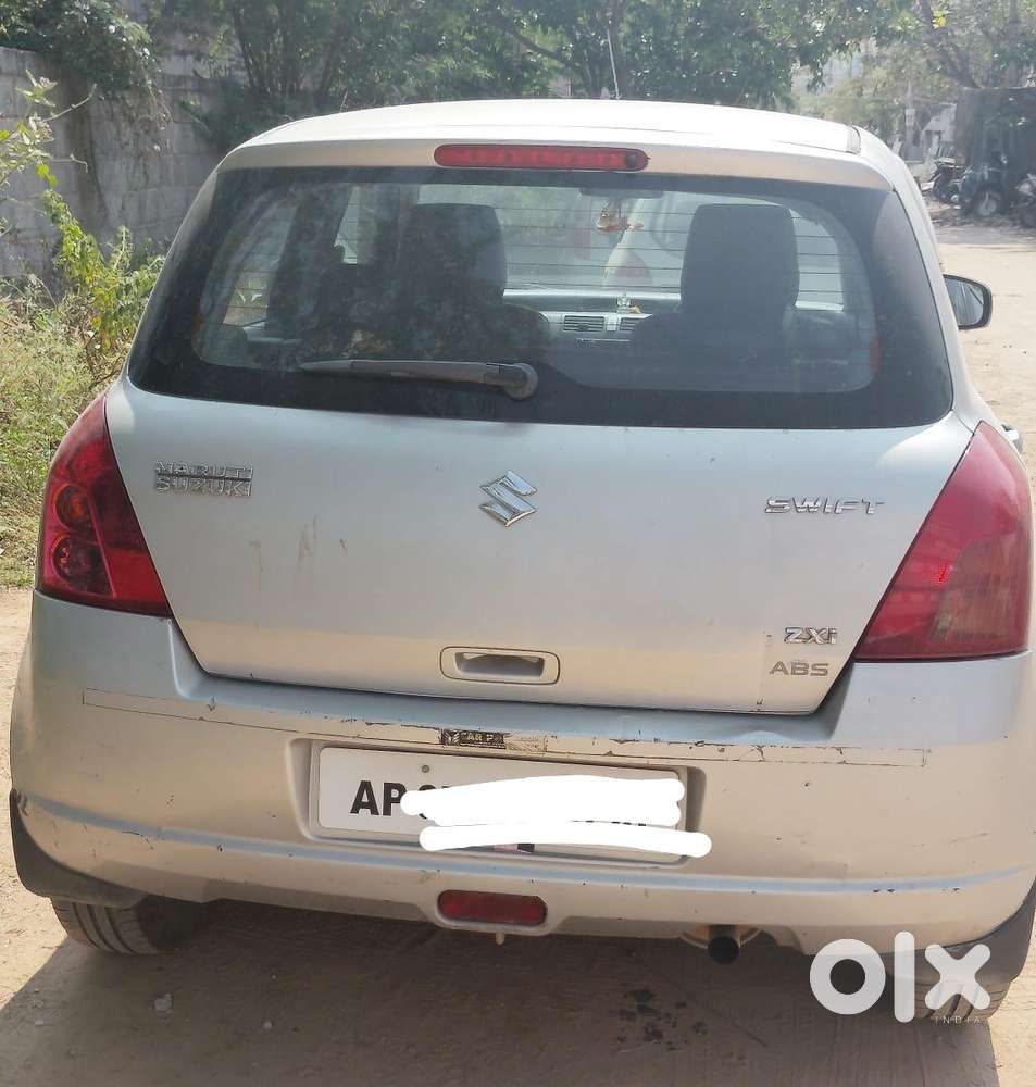 Maruti Suzuki Swift 2004-2010 Zxi Bsiv, 2005, Petrol