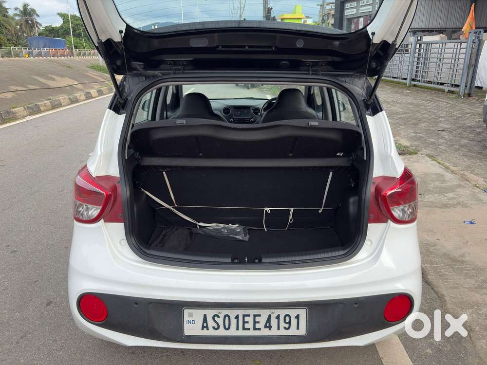 Hyundai Grand I10 1.2 Sportz(o) Dual Tone, 2019, Petrol