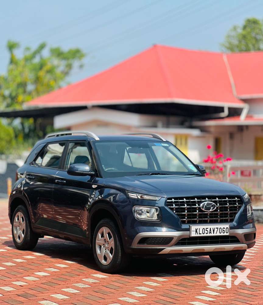 Hyundai Venue 1.2 S Plus, 2020, Petrol