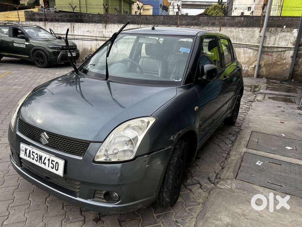 Maruti Suzuki Swift 1.3 ZXI, 2006, Petrol