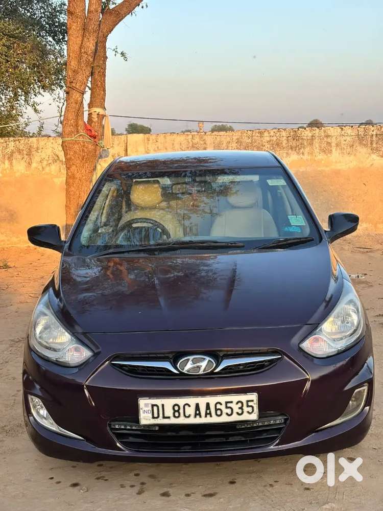 Hyundai Fluidic Verna 2012