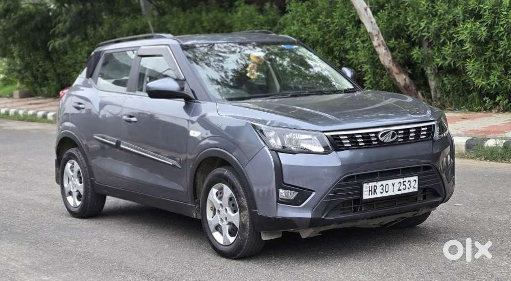 Mahindra Xuv300 W6, 2022, Petrol