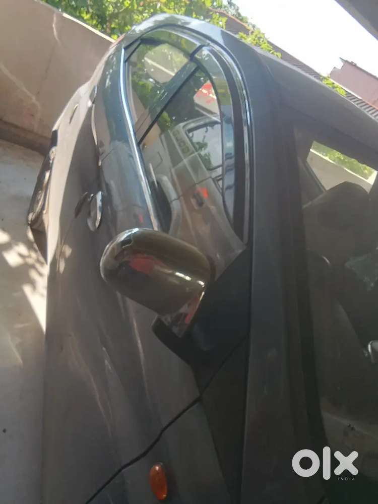 Hyundai Eon Magna 2012