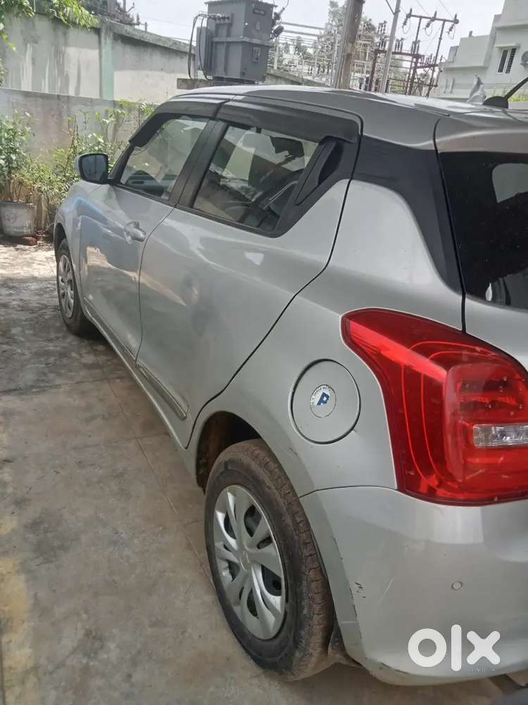 Maruti Suzuki Swift Vxi 2021