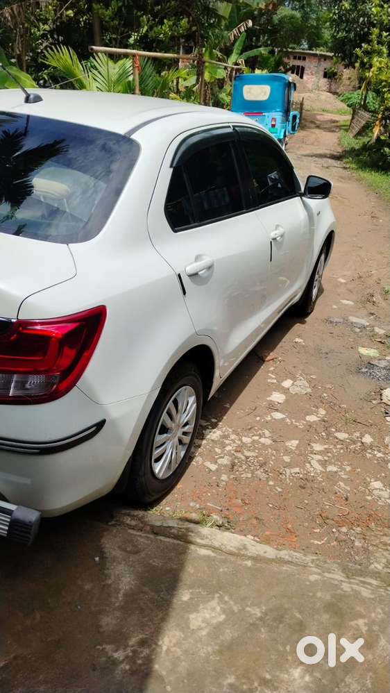 Maruti Suzuki Swift Dzire 2016
