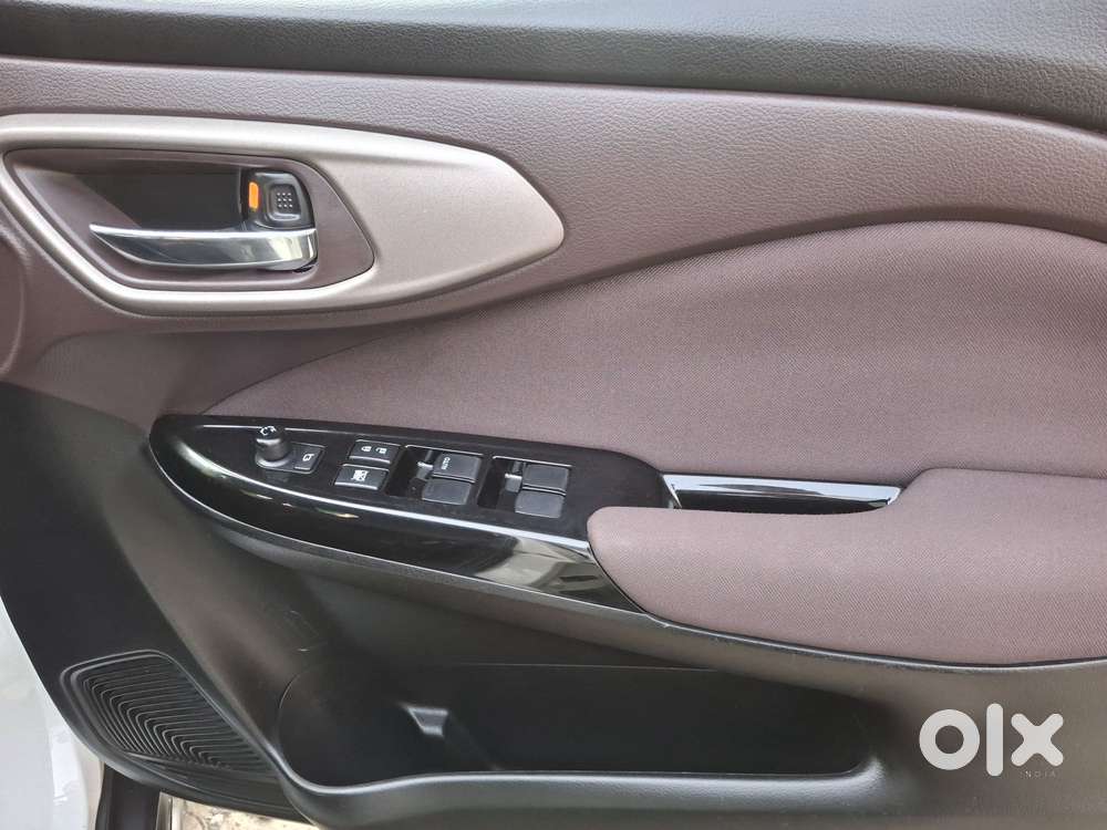 Maruti Suzuki Fronx Delta Plus 1.2 Mt, 2024, Petrol