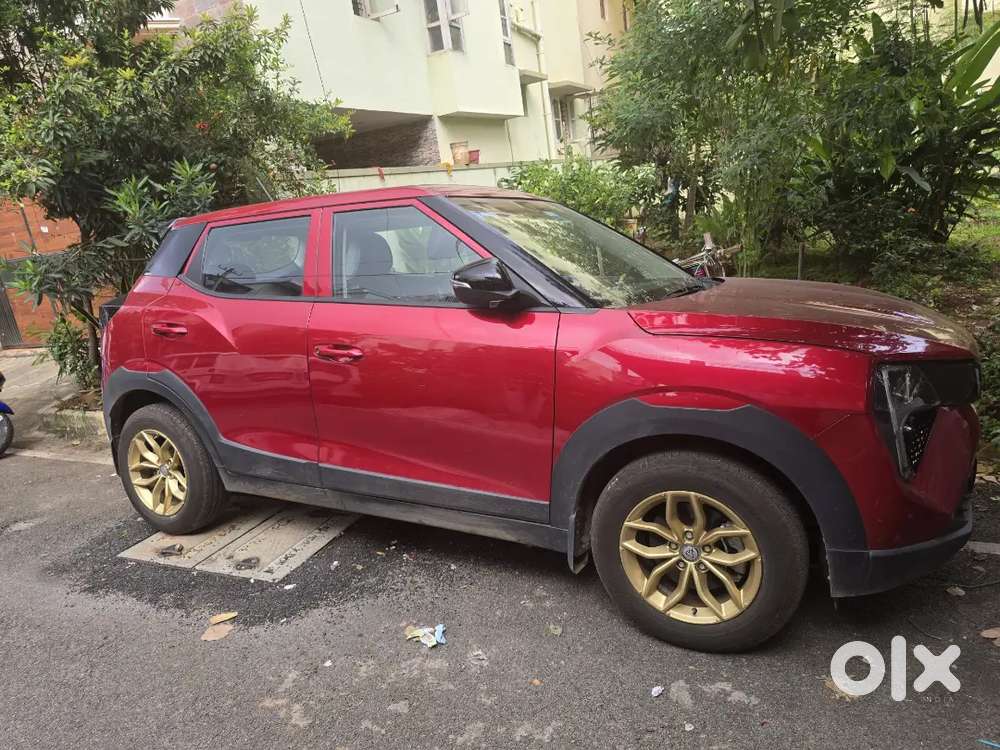 Mahindra Xuv 3xo Petrol Mx2 Pro Auto,2024 Dec Regd, Just 6200 Kms Run.