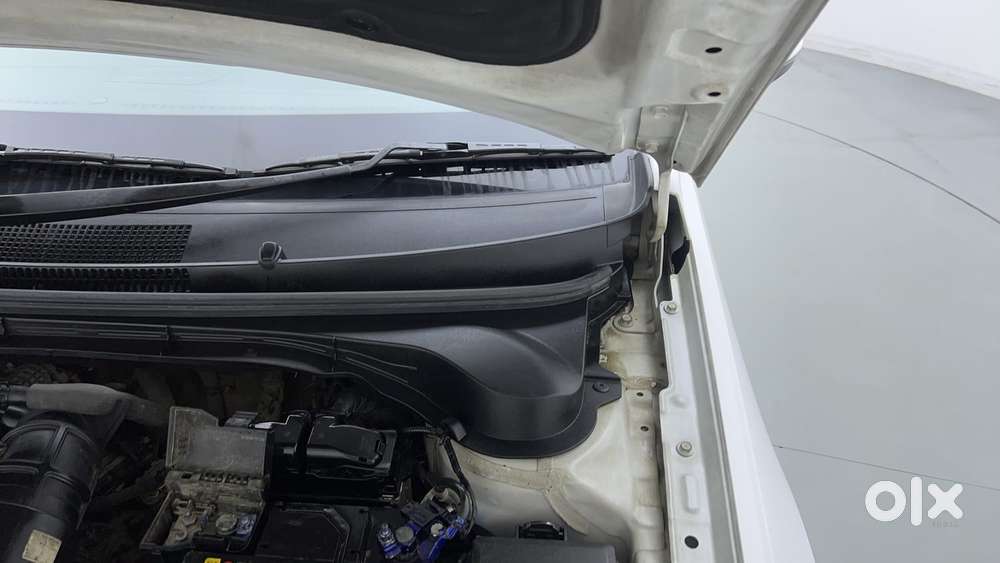 Hyundai Verna 1.5 Sx Turbo Petrol Mt, 2023, Petrol