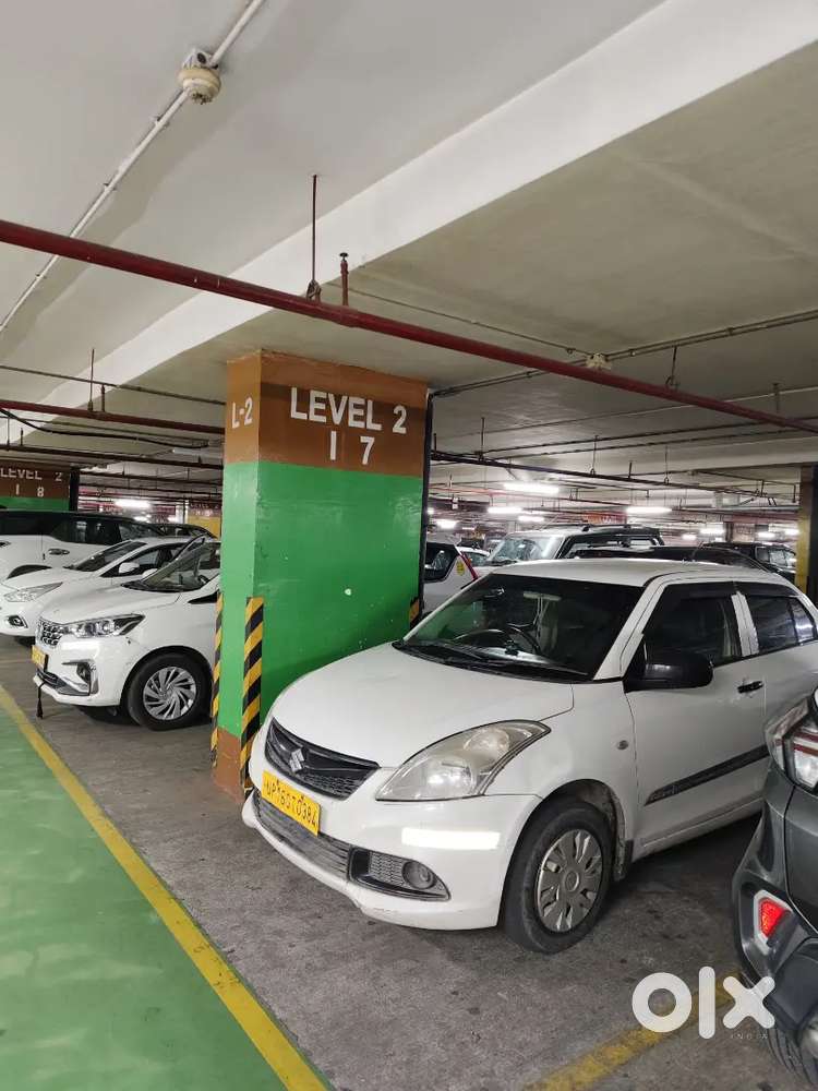 Maruti Suzuki Dzire 2019 Petrol 350000 Km Driven