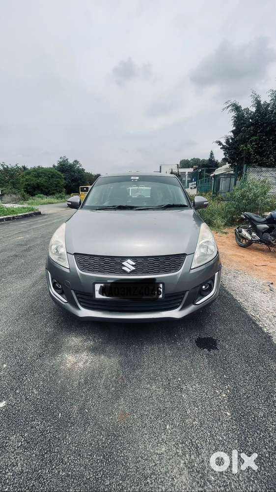 Maruti Suzuki Swift (vxi(o))