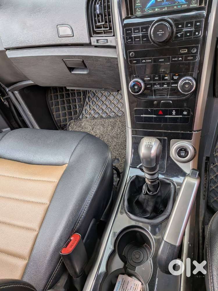 Mahindra Xuv500 W7 With Diesel Bs 6 Engine
