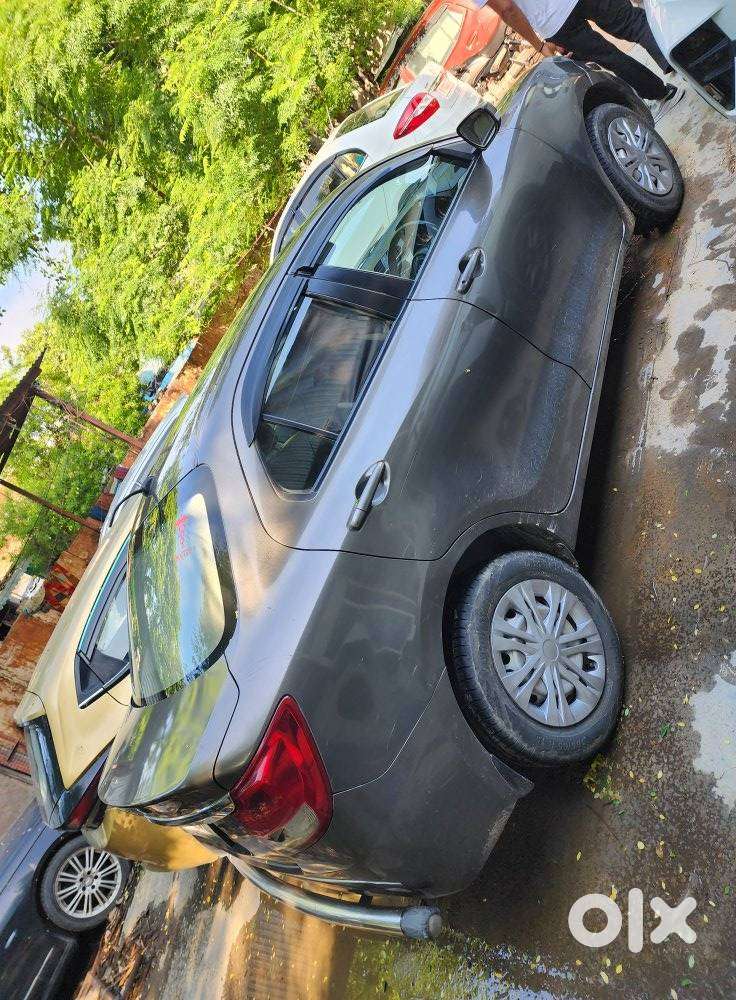 Maruti Suzuki Dzire 1.2 Vxi Cng, 2023, Cng & Hybrids